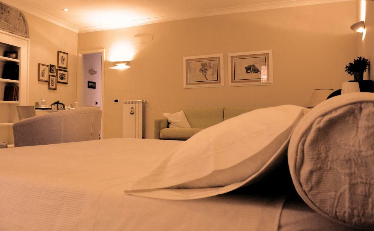 Bed & Breakfast Il Portoncino Naples
